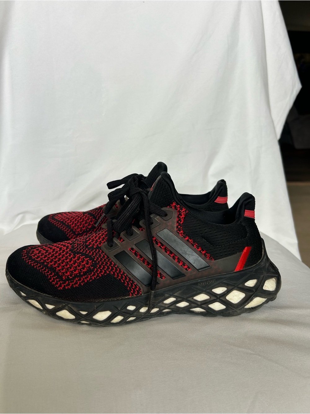 adidas mens red and black shoes 9.5